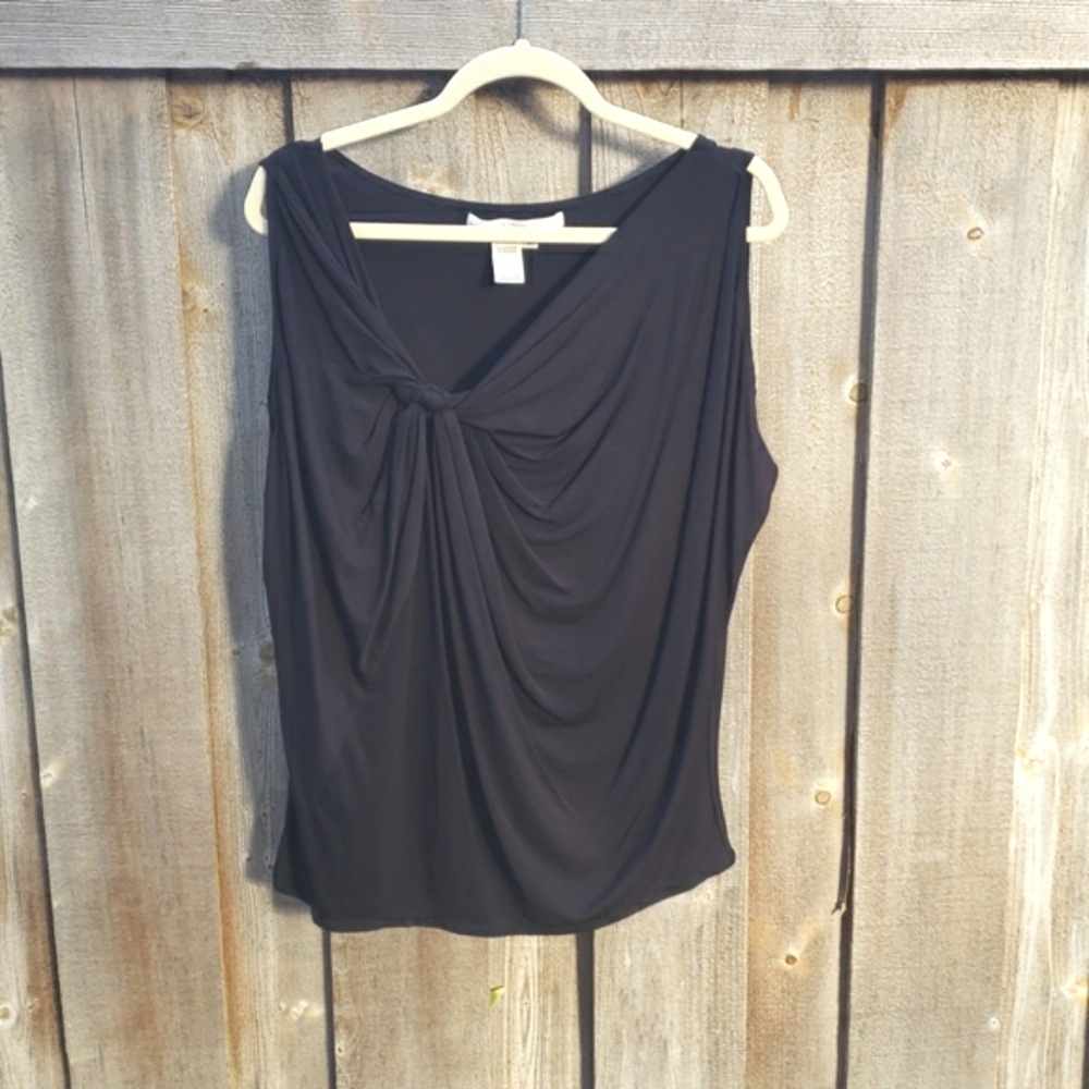 New Studio M sleeveless top / tank with knot and twist in black large